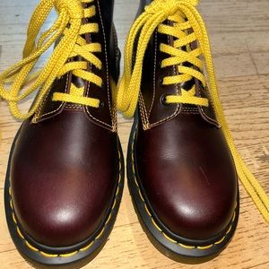 Dr. Martens 1460 Pascal - Oxblood size 8 women’s